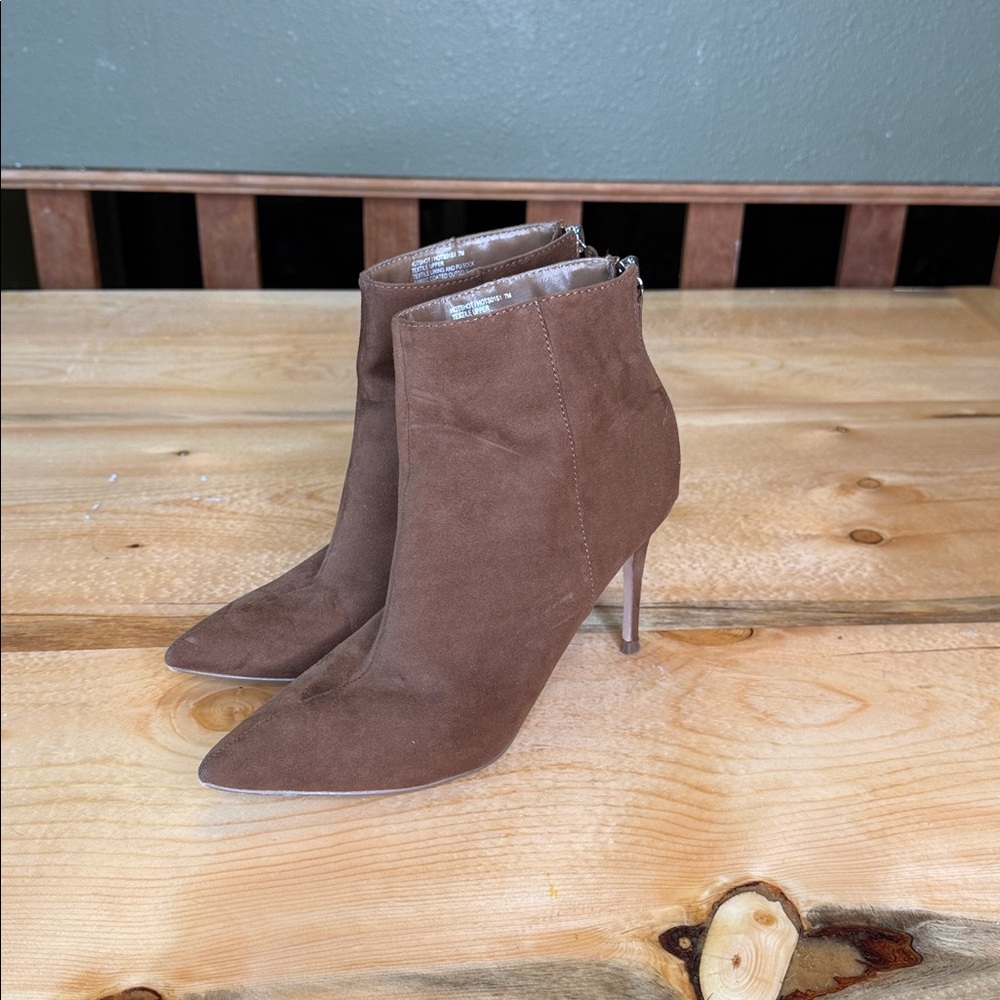 Steve Madden Brown Suede Ankle Boots